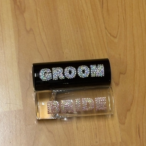 Bride and Groom shot glasses - Picture 1 of 2